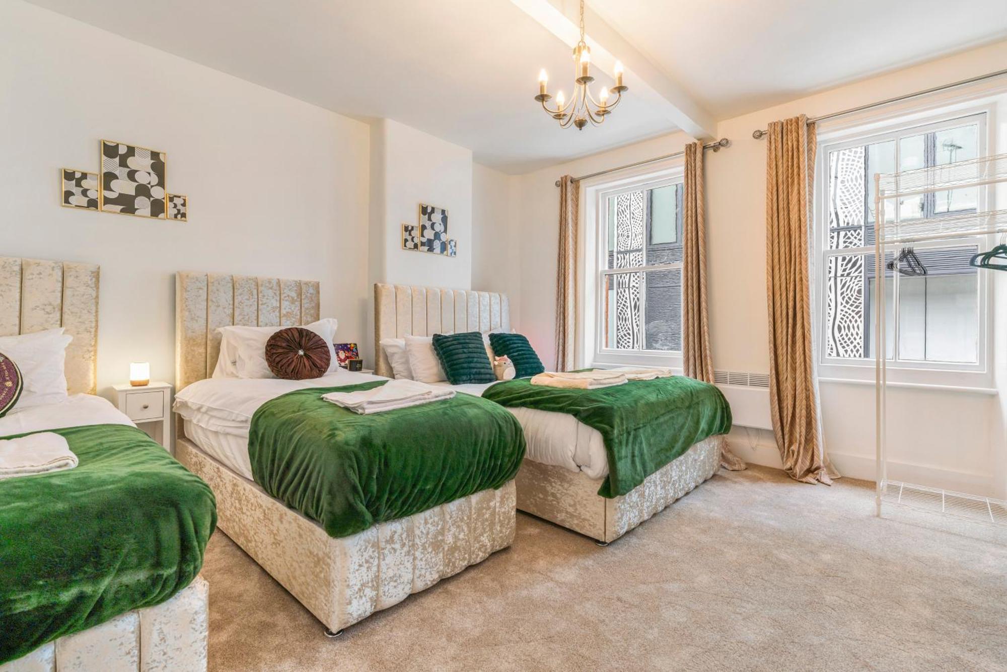 Mayfair Maisonette Chic Spacious 2-Bed - 33A لندن المظهر الخارجي الصورة